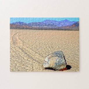 Verplaatsende Stones Death Valley California. Legpuzzel