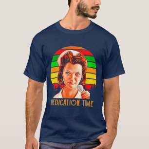 Verpleegkundige geneeskunde tijden  t-shirt