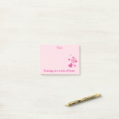 Verpleegkundigen roze harten post-it® notes (Op bureau)