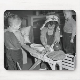 Verpleegschool: jaren veertig muismat