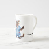 Verpleegster die een kopje koffie drinkt porselein kop (Voorkant rechts)