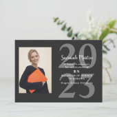 Verpleegster Foto 2023 Afstudeer Zwart Aankondiging (Staand voorkant)