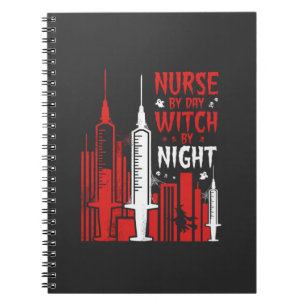 Verpleegster Heks Halloween Skyline Ontwerp_1 Notitieboek