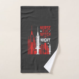 Verpleegster Heksen Halloween Skyline Ontwerp_1 Handdoek