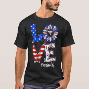Verpleegster Leven Vuurwerk In Amerikaanse Vlag On T-shirt