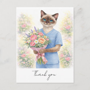 Verpleegster met bloemen van verpleegster om dank briefkaart