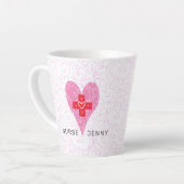 Verpleegster rood roze hart gepersonaliseerd latte mok (Linkerhoek)