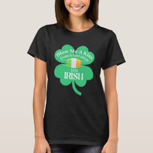 Verpleegster St Patrick's Day Kiss Me I M Irish Fa T-shirt