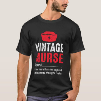 Verpleegster uit het verleden Funny Nurse Zelfstan T-shirt