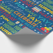 Verrassing Verjaardag Party Typografie Patroon Cadeaupapier (Hoek)