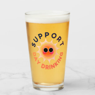 Verre à bière drôle pour boire dès le lever du sol