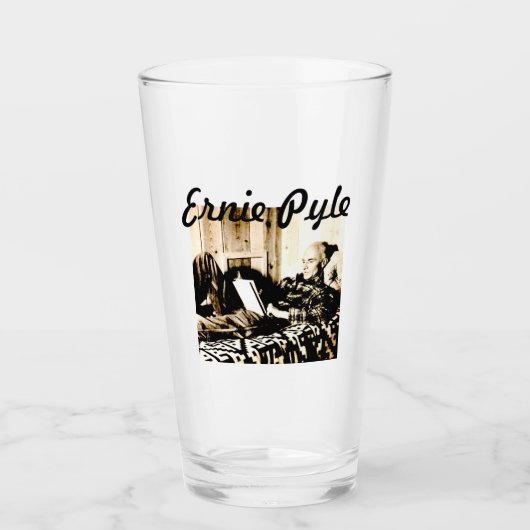 VERRE À BIÈRE ERNIE PYLE RENVERSÉ (Devant)