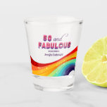 Verre A Shot 50 et Fabulous Chic Rainbow 50th Birthday Party<br><div class="desc">Éblouissez vos invités avec cet arc-en-ciel lumineux 50 et Fabulous fête d'anniversaire tourné en verre favors. Ajoutez la photo de l'honoré au modèle cool. Une typographie rose et violet audacieuse au-dessus d'un arc-en-ciel coloré avec de faux éclaboussures crée un look étonnant pour votre grand événement. Coordonnez cette suite de couleurs...</div>