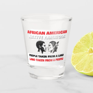 Verre A Shot Afro-Américains et Amérindiens