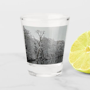 Verre A Shot Arbres, au bord de l'eau