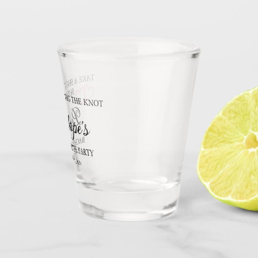 Verre A Shot Bachelorette avec monogramme amusant  (Droite)