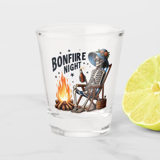 Verre A Shot Bonfire Night - Skeleton boit par le feu (Devant)