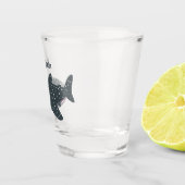 Verre A Shot Caricature joli requin baleine joyeux (Droite)