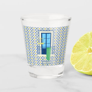 Verre A Shot Carrelage portugais et balcon de fenêtre avec oise