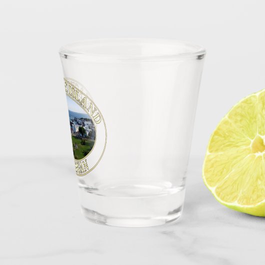 Verre A Shot Centre-ville et port de Mackinac Island, Michigan (Droite)