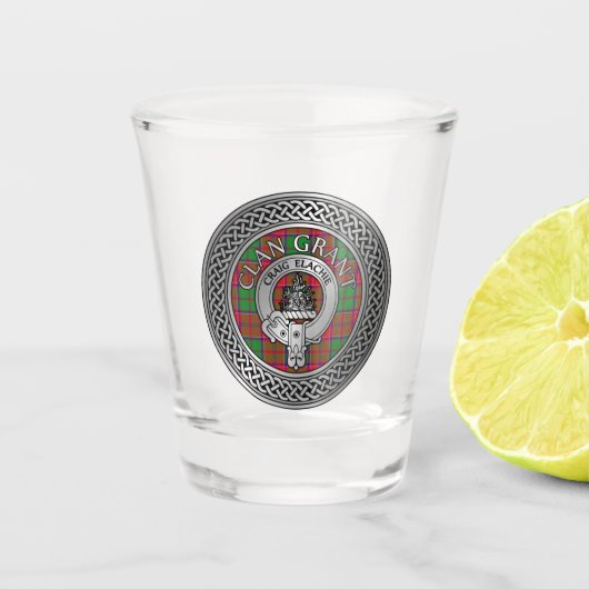 Verre A Shot Clan Grant Crest & Tartan Knot (Devant)