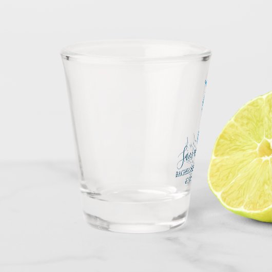 Verre à shot de week-end de l'enterrement de vie d (Gauche)