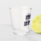 Verre A Shot Debout dans Stupid (Gauche)