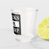 Verre A Shot Des Noirs Pour Trump (Droite)
