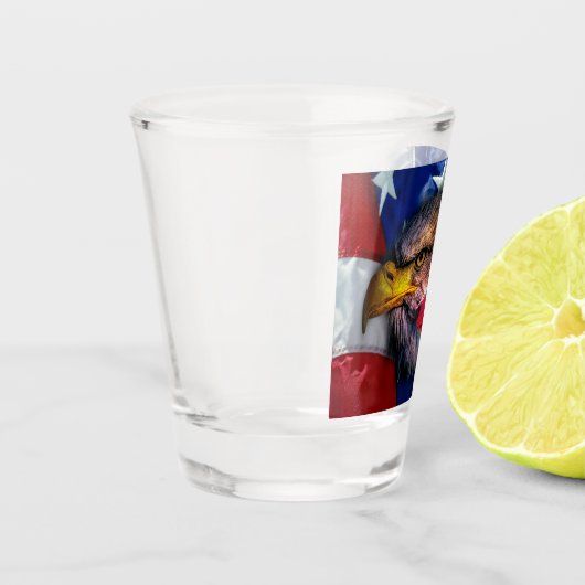 Verre A Shot Drapeau américain de loup d'aigle chauve Patriotiq (Gauche)