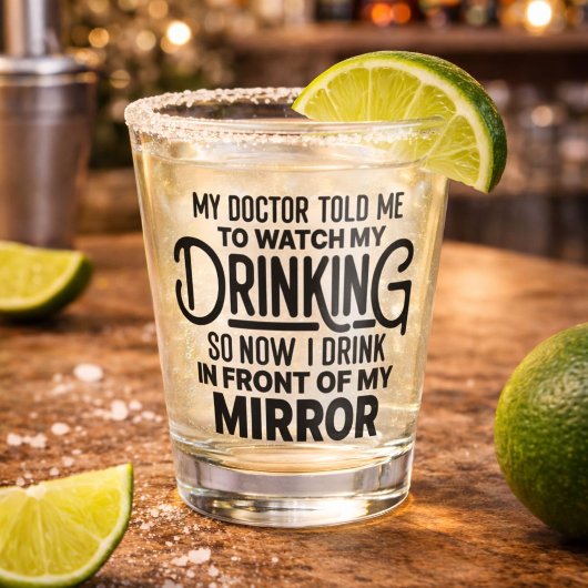Verre A Shot Drôle de Boire devant le Miroir