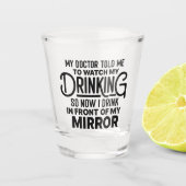 Verre A Shot Drôle de Boire devant le Miroir (Devant)