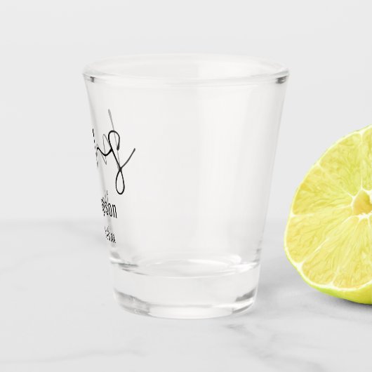 Verre A Shot Élégante Mme Nom Script Mariée Keepsaké Cadeau (Droite)