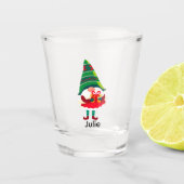 Verre A Shot Gnome de Noël personnalisée tenant une boîte cadea (Devant)
