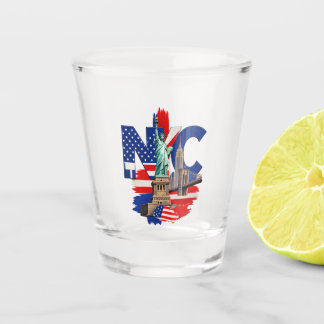 Verre A Shot Graphique de la skyline patriotique de NYC New Yor