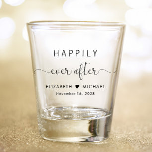 Verre A Shot Heureux toujours après Mariage