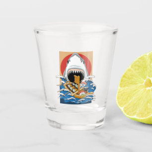 Verre A Shot Illustration de l'attaque de requins sushis