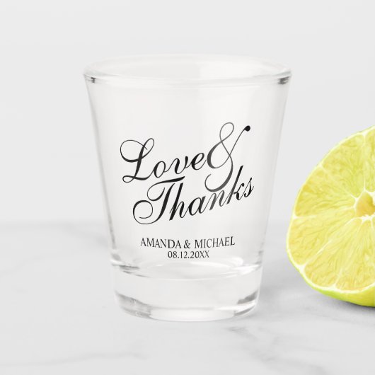 Verre A Shot 'Love & Thanks' Elégant Script Wedding Favor (Devant)