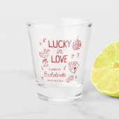 Verre A Shot Lucky In Love Whimsical Main tiré Bachelorette (Devant)