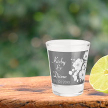 Mariage floral blanc et gris