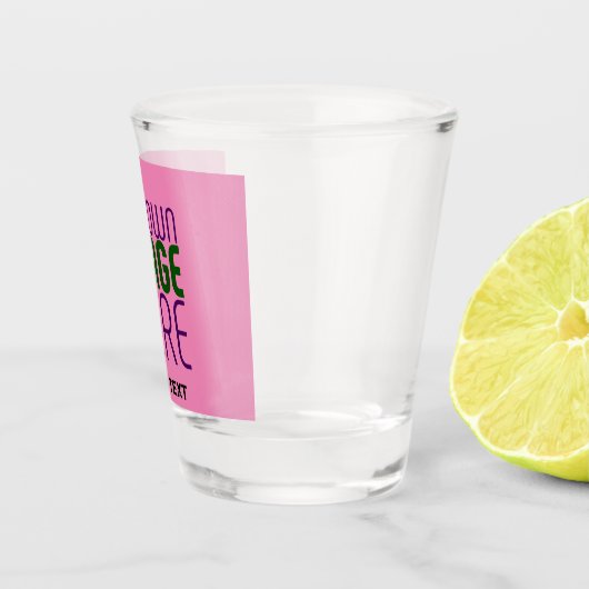 VERRE A SHOT MODÈLE DE TEXTE D'IMAGE CHAUD MODERNE ÉDITABLE (Droite)