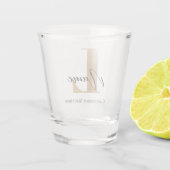 Verre A Shot Moderne Monogramme Initiale L & Nom Personnalisé (Dos)