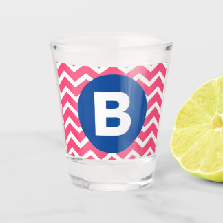 Verre A Shot Motif de monogramme à chevron rose vif et blanc
