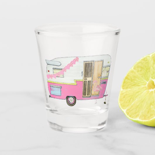 Verre A Shot Pink She Shed Camper Trailer (Devant)