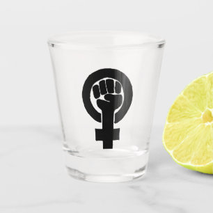 Verre A Shot Poing féministe noir