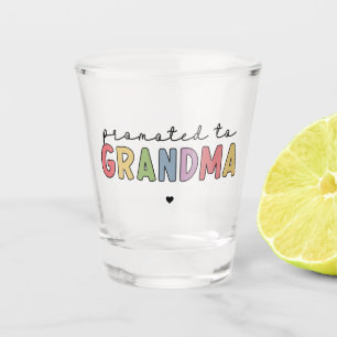 Verre A Shot Promu à grand-mère Nouvelle grand-mère pour être d
