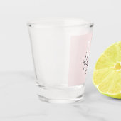 Verre A Shot Rose Blush moderne Nom du monogramme personnalisé  (Gauche)