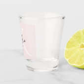 Verre A Shot Rose Blush moderne Nom du monogramme personnalisé  (Droite)