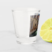 Verre A Shot Rue étroite avec canal à Venise (Gauche)