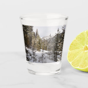 Verre A Shot Scene hivernale de montagne neige au Montana