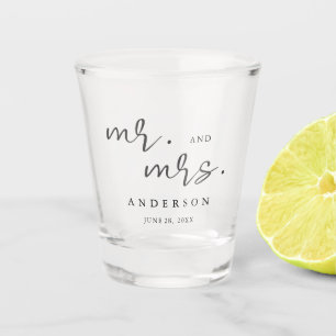 Verre A Shot Script minimaliste moderne simple M. et Mme.